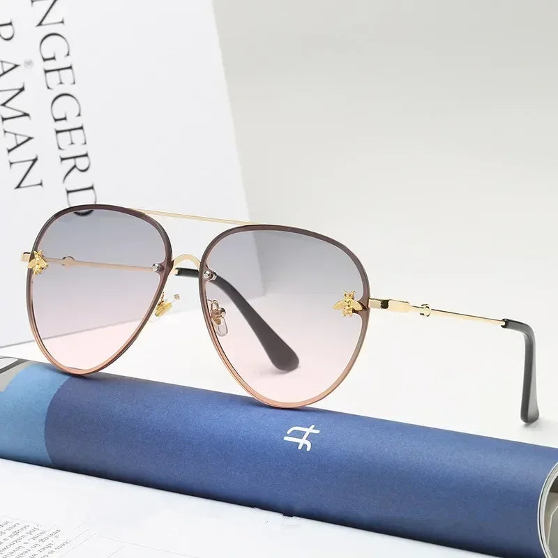 2024 Luxury Brand Designer Female Rimless Sunglasses Aviation Woman Sun Glasses Gradient Shades Little Bee Lens Ladies UV400 Ray