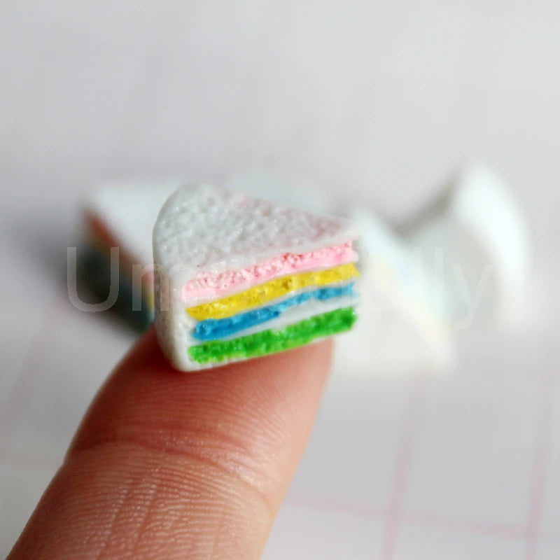 1/6 Scale Dollhouse Miniature Cake Bread DIY Dessert Mini Food for Barbies BJD Doll House Kitchen Furniture Accessories