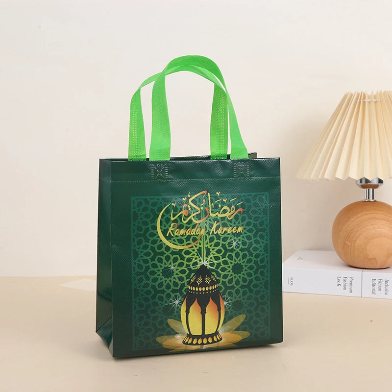 2024 Ramadan Kareem Gift Bags Nonwoven Candy Cookie Snack Packaging Bag Box Eid Mubarak Muslim Islamic Festival Party Supplies