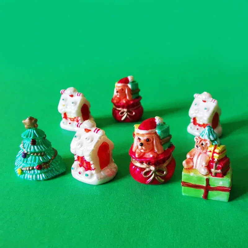 10Pcs/Christmas Decor/Doll House/Miniatures/Cute/Fairy Garden Gnome/Moss Terrarium Decor/Crafts/Bonsai Figurine/Diy Supplies
