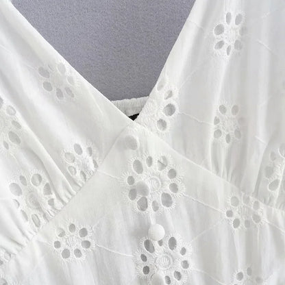 Foridol White Lace Sleeveless Summer Dress Women Hollow Out Embriodery Sundress Casual Button Beach Boho Vintage Short Dress