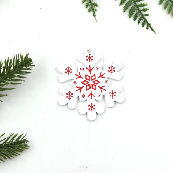 12pcs/Lot DIY White&Red Christmas Printed Wooden Pendants Ornaments for Kids Christmas Gifts Xmas Tree Ornaments Decorations