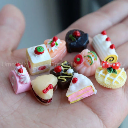 1:6 Scale Miniature Dollhouse Food Supermarket Mini Snack Simulation Cake Wine Drink for Blyth Barbies Doll Accessories Toy