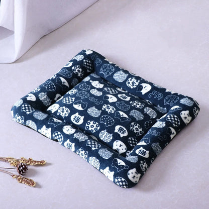 Flannel Square Bed for Cats Dogs, Comfortable Soft Washable Cushion for Sphinx,Replacement Mat for Pet House,Cats Cartoon Sofa