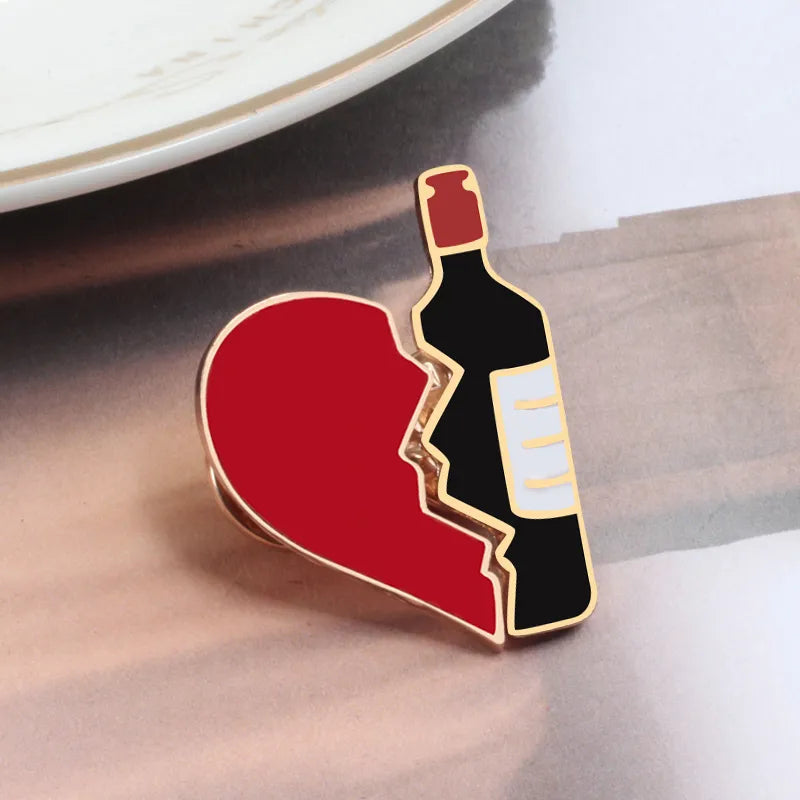 2pcs/Set Creative Brocken Heart Wine Bottle Earth Cup Pizza Enamel Pins BEST BUDS/BOOS Brooch Collar Pin Badges Corsage Jewelry