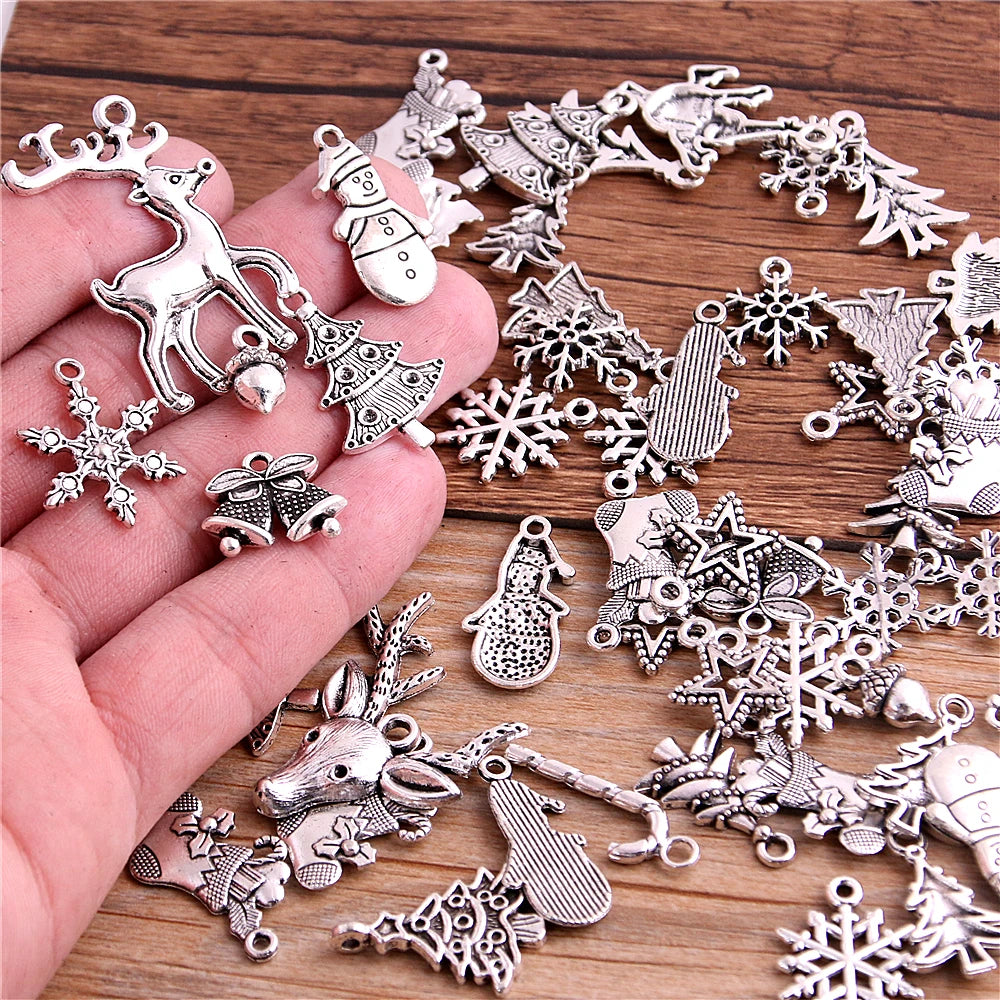 20Pcs Mixed Two Color Christmas Boot Snowman Boot Snowflake Charms Pendants Jewelry Making Accessor