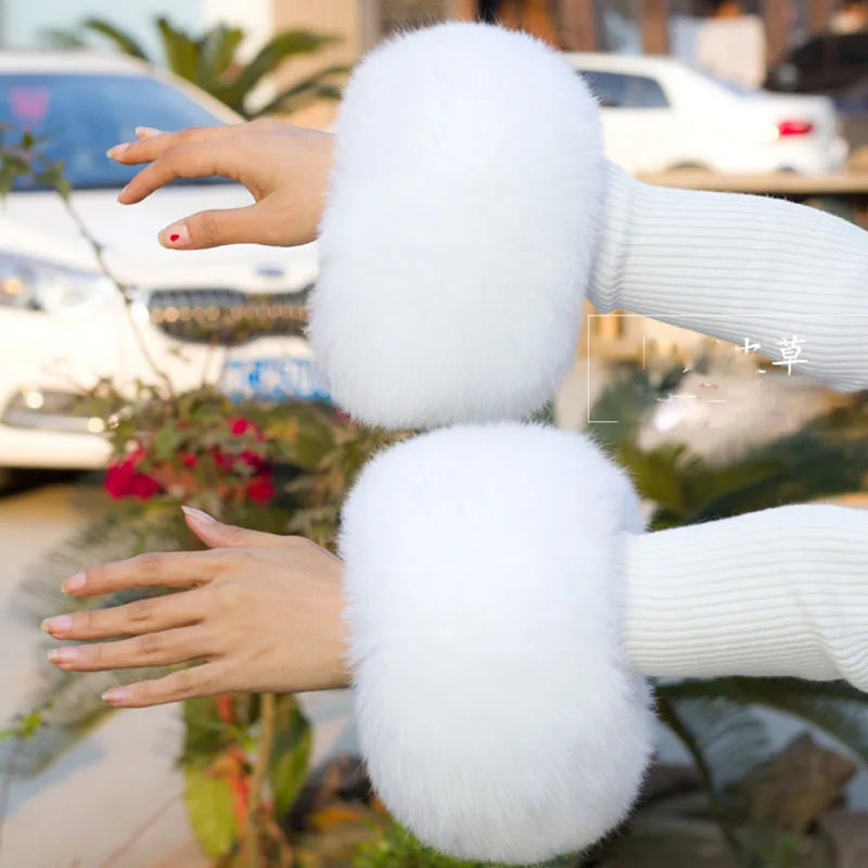 Real Fox Fur Cuffs for Women 2019 Winter Fashion Black Raccoon Fur Cuff  Lady Bracelet Wristband Arm Warmer