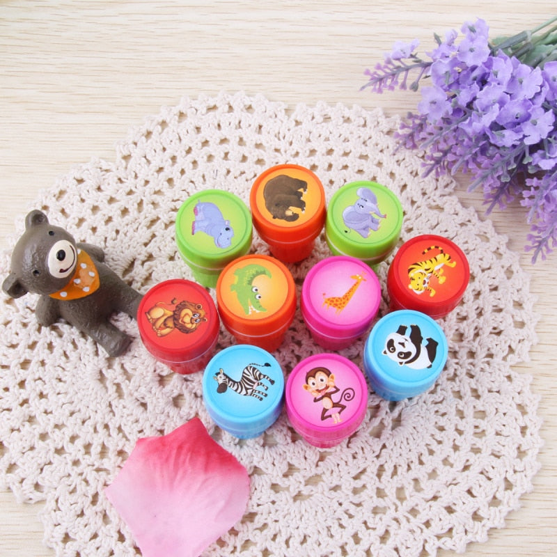 10pcs/Set Children Toy Stamps Cartoon Animals Fruits Kids Seal for Scrapbooking Stamper DIY Cartoon Stamper Toys