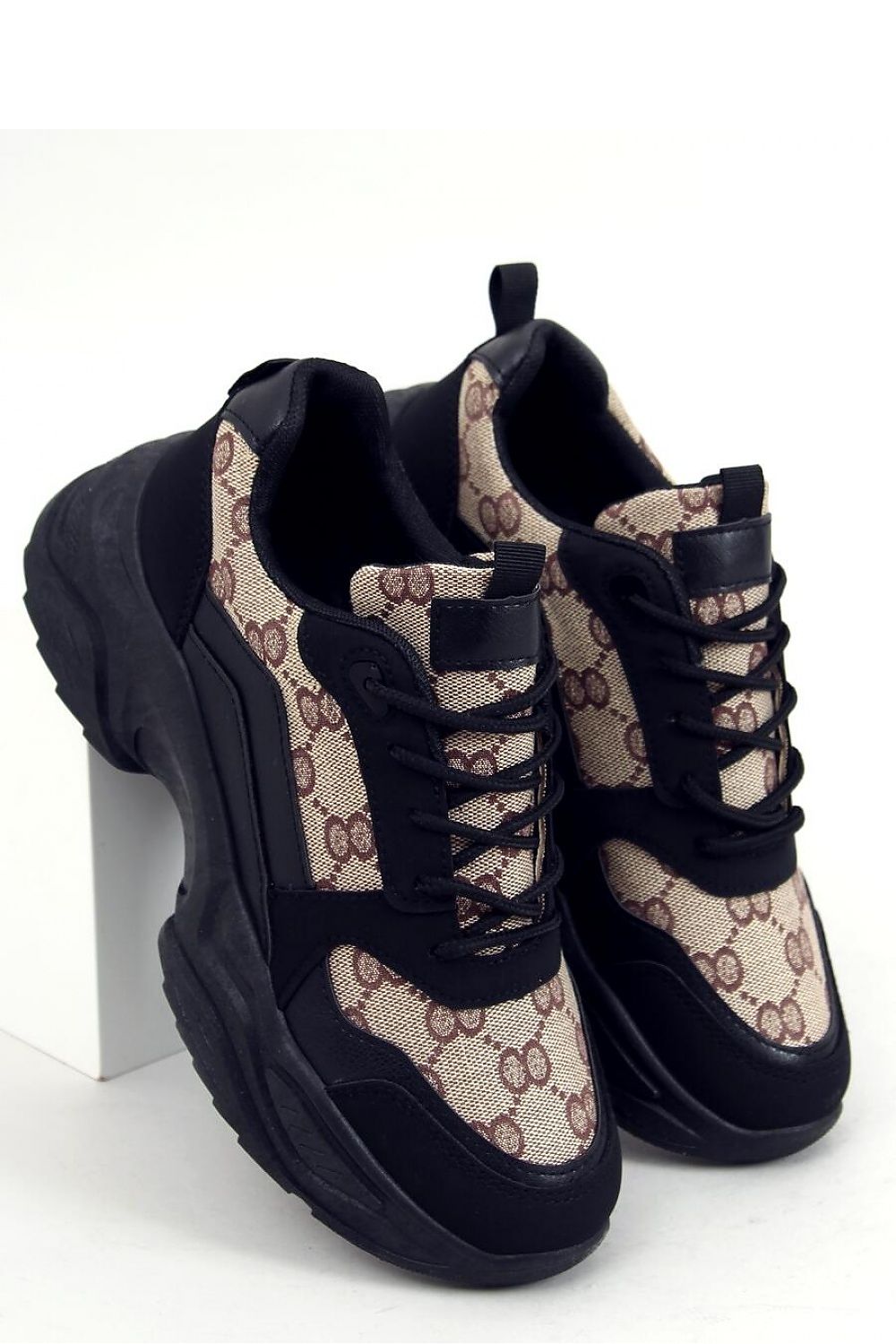 Sport Shoes Model 158845 Inello