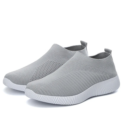 Moipheng 2023 Women Sneakers Vulcanized Shoes Sock Sneakers Women Summer Slip on Flat Shoes Women Plus Size Loafers Walking Flat