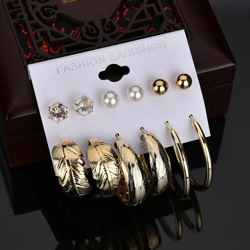 Modyle 2021 New Fashion White Simulated Pearl Stud Earrings for Women Jewelry Accessories
