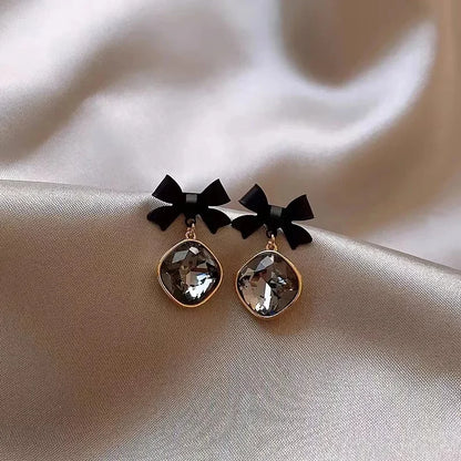 Korean Jewelry Fresh Cute Hook Drop Oil Flower Stud Earrings Crystal Earring for Women
