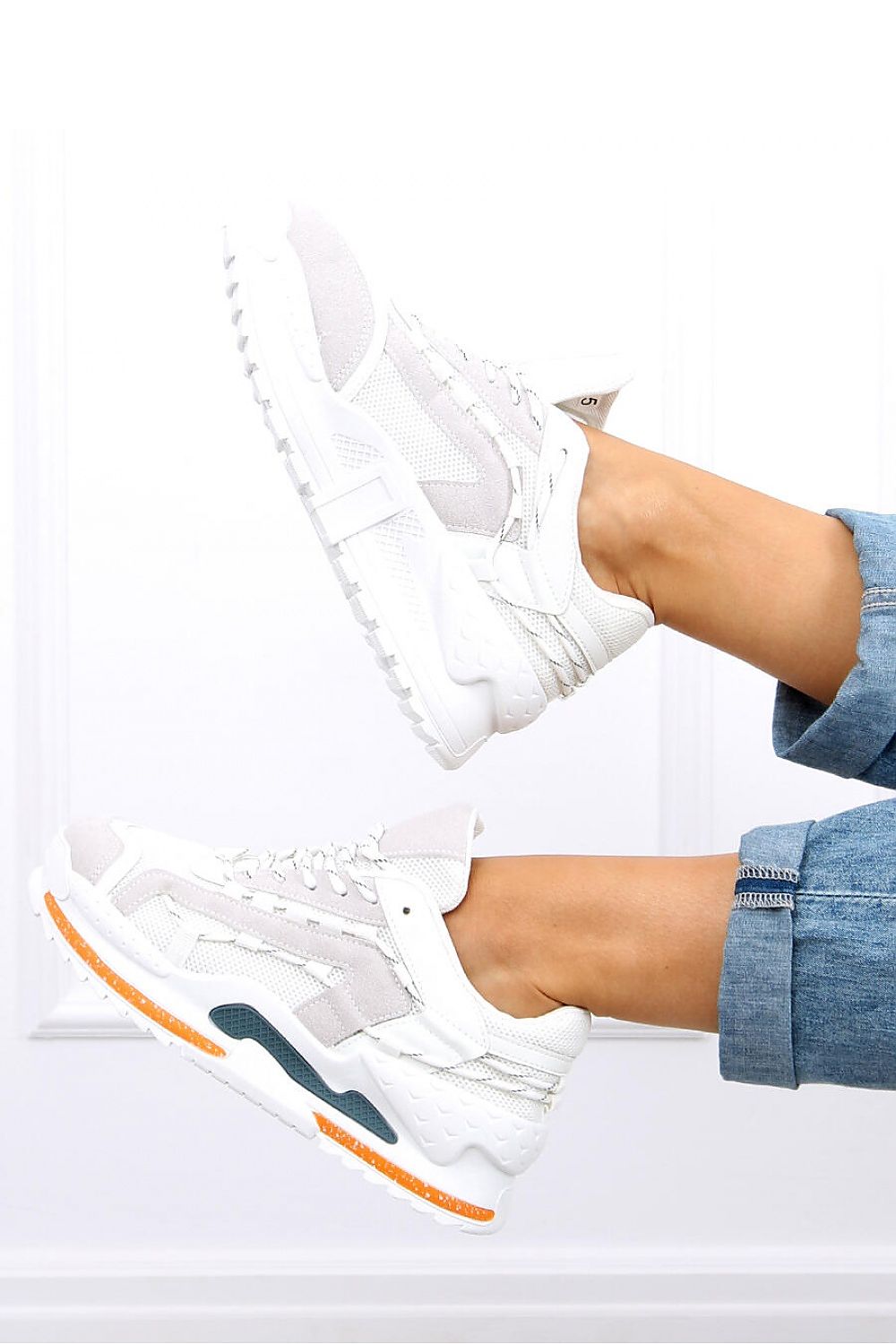 Sport Shoes Model 162066 Inello