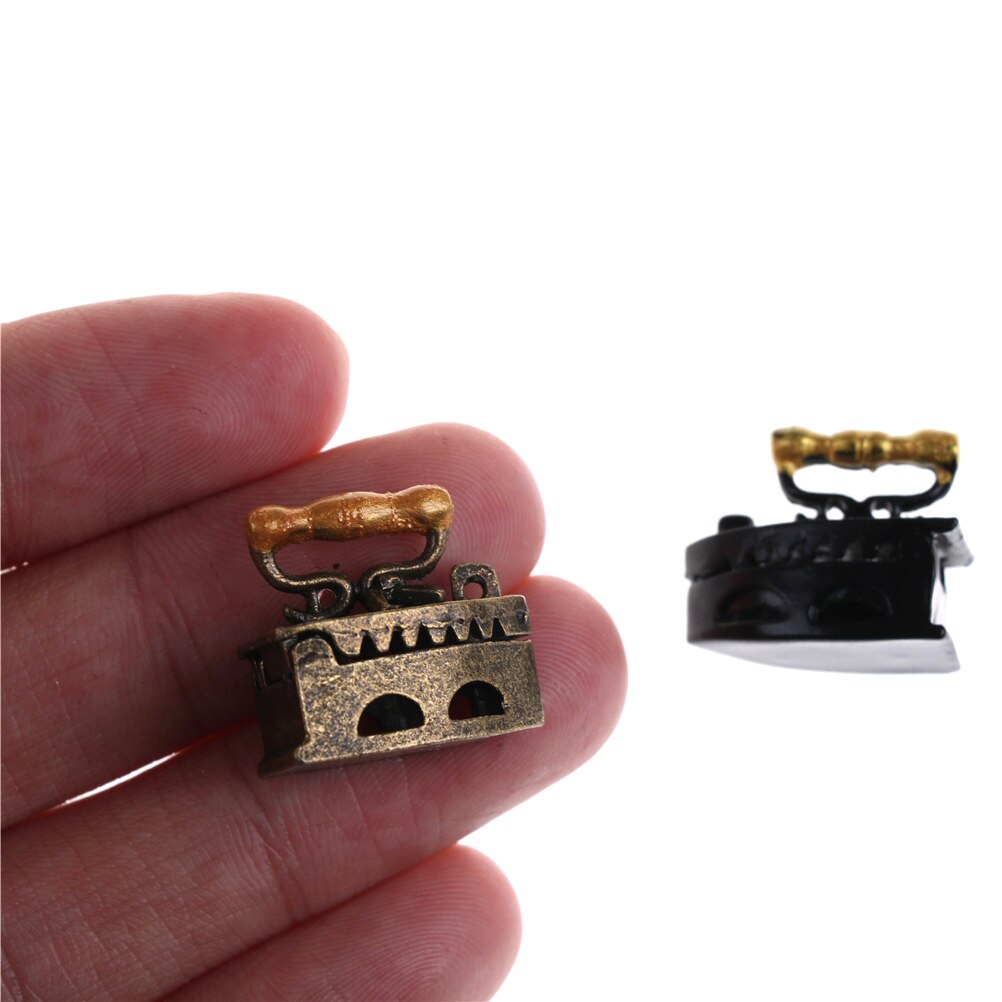 1:12 Cute MINI Dollhouse Miniature Adornment  an Iron Clothes Tool 20* 12*20mm Furniture Toys