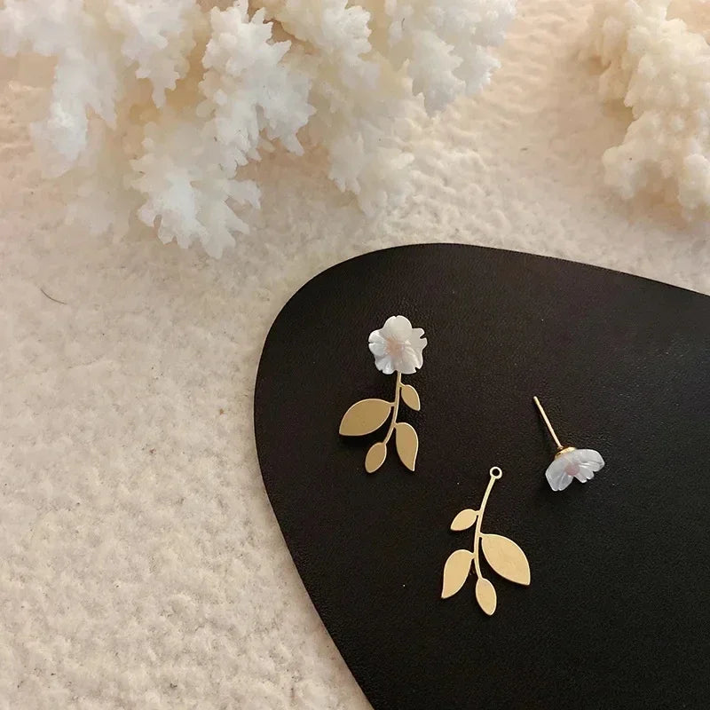Korean Jewelry Fresh Cute Hook Drop Oil Flower Stud Earrings Crystal Earring for Women