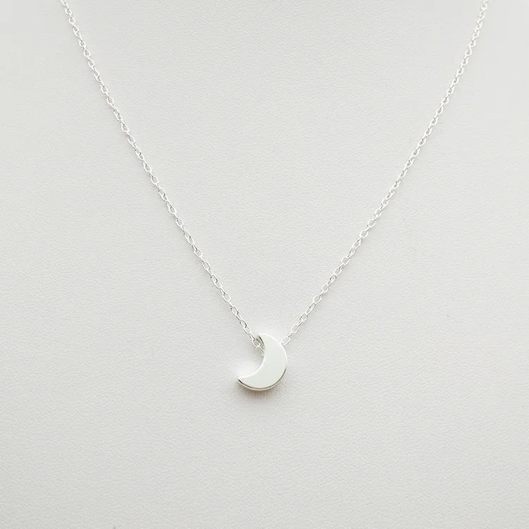 New Fashion Heart Leaf Moon Pendant Necklace Crystal Necklace Women Holiday Beach Statement Jewelry