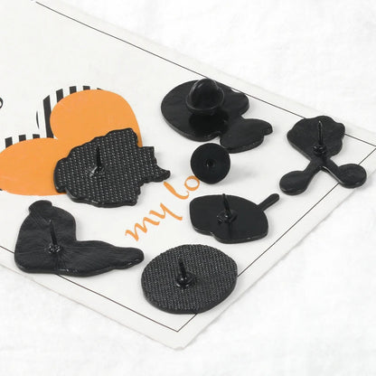 Pill Eyeliner Tongue Lips Enamel Pins Twisted Clock Girl Brooches Denim Shirt Lapel Pin Bag Punk Cool Jewelry for Friends