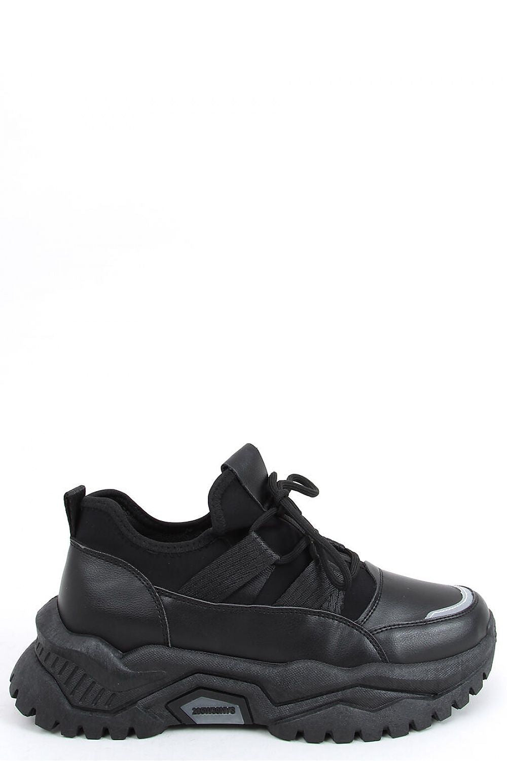 Sport Shoes Model 162008 Inello