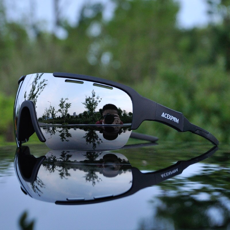Brand New 2019 Polarized Cycling Glasses Outdoor Sports Cycling Goggles Mountain Bike Cycling Eyewear Sunglasses 4 Lens