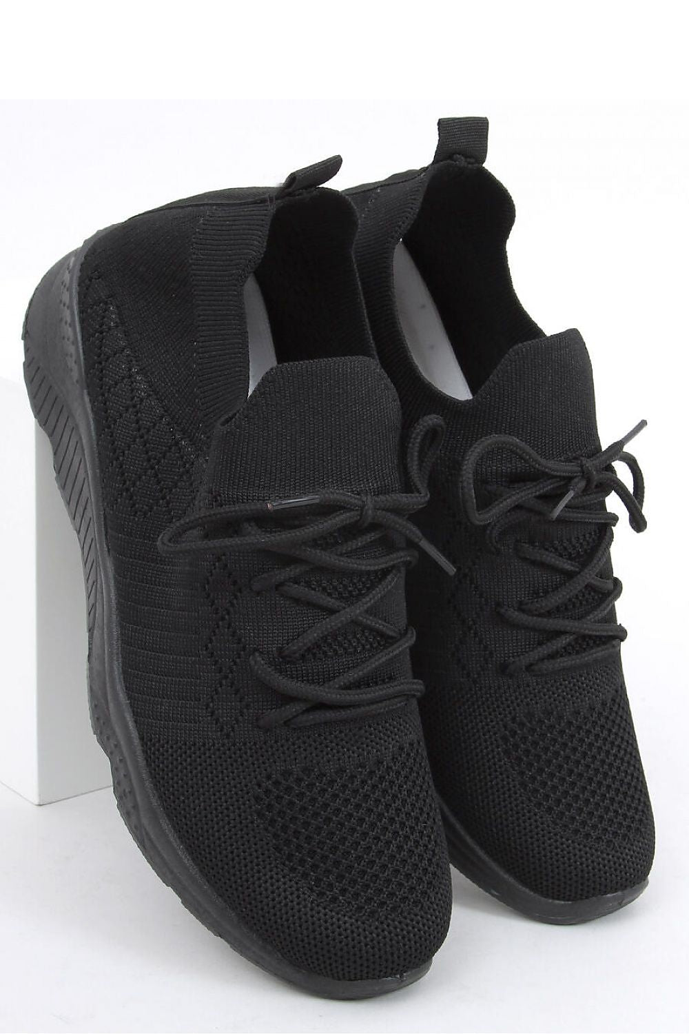 Sport Shoes Model 161992 Inello