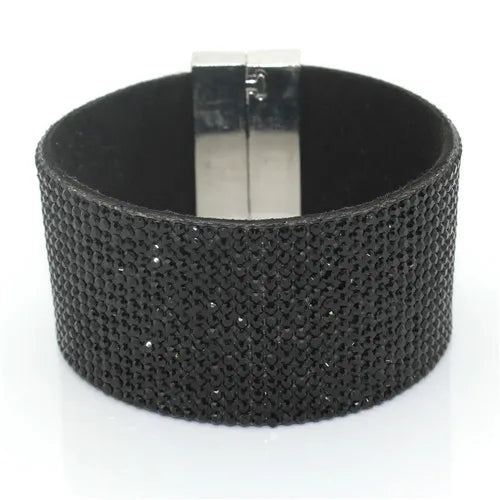 XQNI New Fashion High Quality Handmade Crystal Leather Bracelet for Men Women Trendy Black Rhinestone Classic Charm Bracelet.