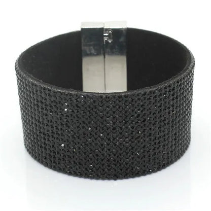 XQNI New Fashion High Quality Handmade Crystal Leather Bracelet for Men Women Trendy Black Rhinestone Classic Charm Bracelet.