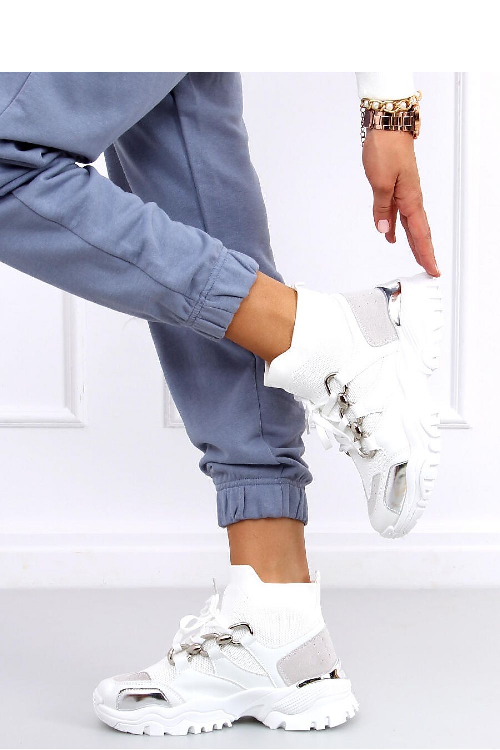 Sport Shoes Model 161387 Inello
