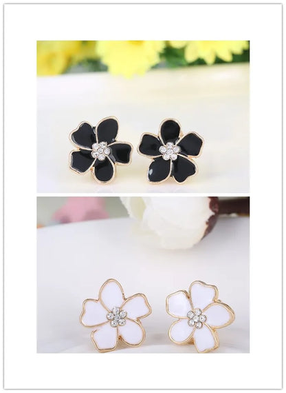 Korea Style Flower Shape Enamel Clip on Earrings Without Piercing for Girls Party Cute Lovely No Hole Ear Clip Jewelry