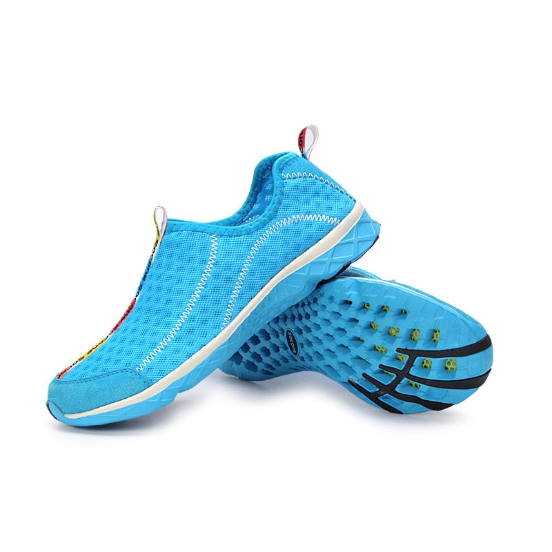 2023 Outdoor Sports Shoes Brand Mesh Breathable Wading Quick-Drying Shoes Men and Women Beach Shoes