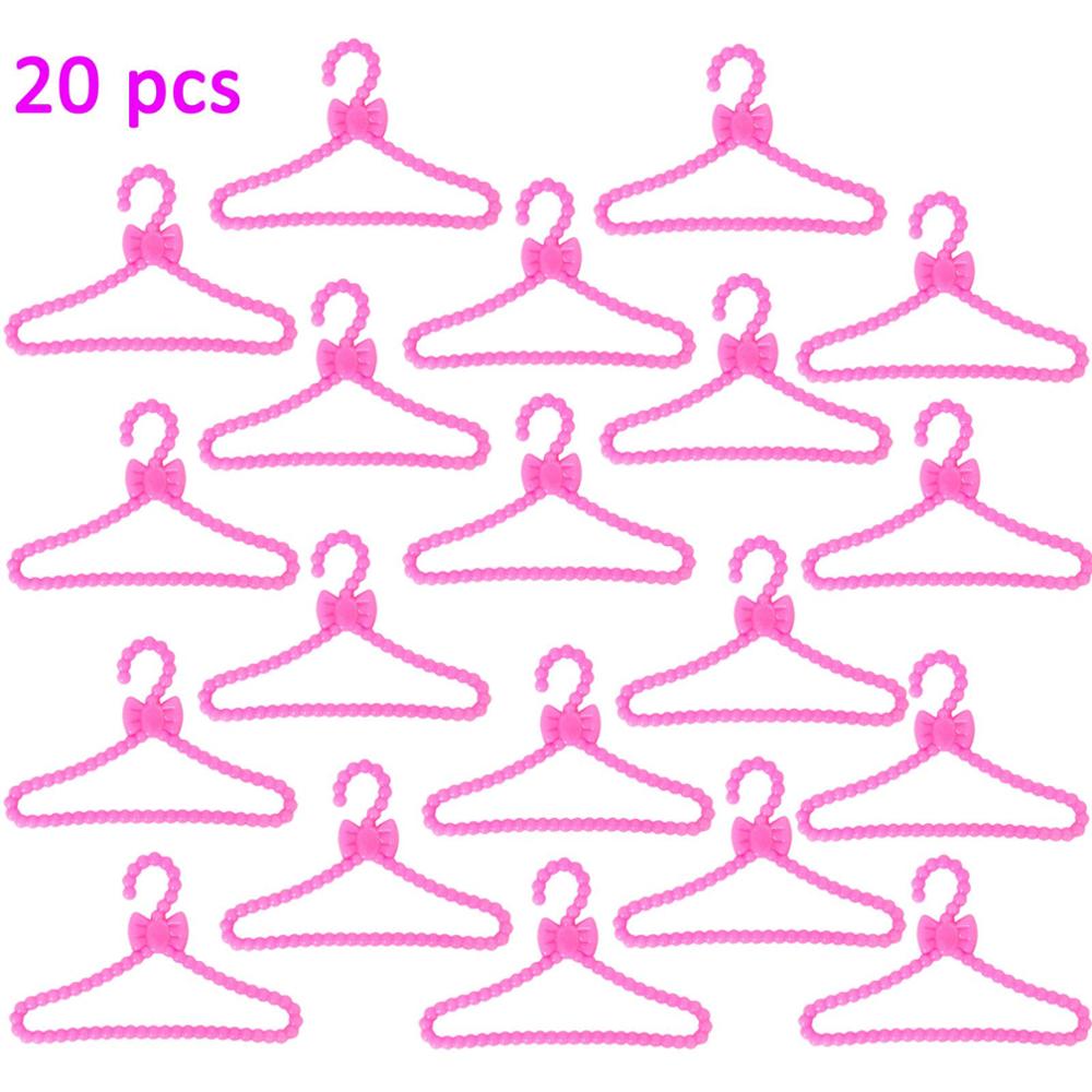 20 Pcs/Lot Cute Mini Hangers Holders Dress Clothes Wardrobe Accessories for Barbie Doll Dollhouse Furniture Pink Purple Red