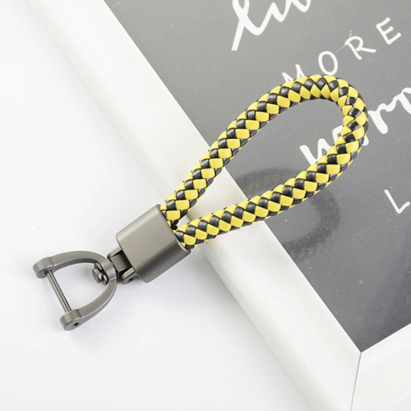 High-Grade Keychain for Men Women Rotatable Key Chain Luxury Hand Woven Leather Horseshoe Buckle Car Key Ring Holder Accessories