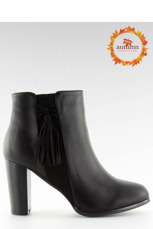 Heel Boots Model 122310 Inello