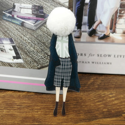 Fashion Brooch Pins for Woman Brooches Girls Face Cartoon Models Acrylic Brooches Kawaii Pompom Clothing Jewelry Accessories