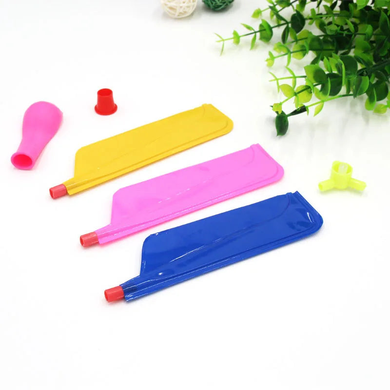 1Pcs Outdoor Toys Flying Inflatable Balloon UFO Traditional Classic Balloon Helicopter Fun Sports Children Play Flying Toys Ball