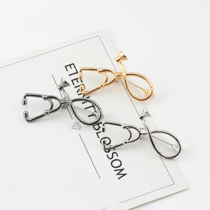 High Quality 2 Style Brooches Doctor Nurse Stethoscope Brooch Medical Jewelry Enamel Pin Denim Jackets Collar Badge Pins Button