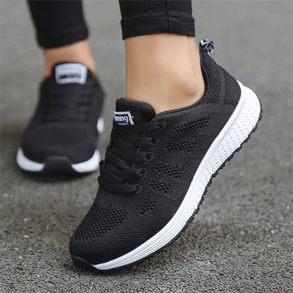 Women Casual Shoes Breathable Mesh Vulcanized Shoes Woman White Sneakers Women Tenis Feminino Gym Shoes Sport Women's Sneakers