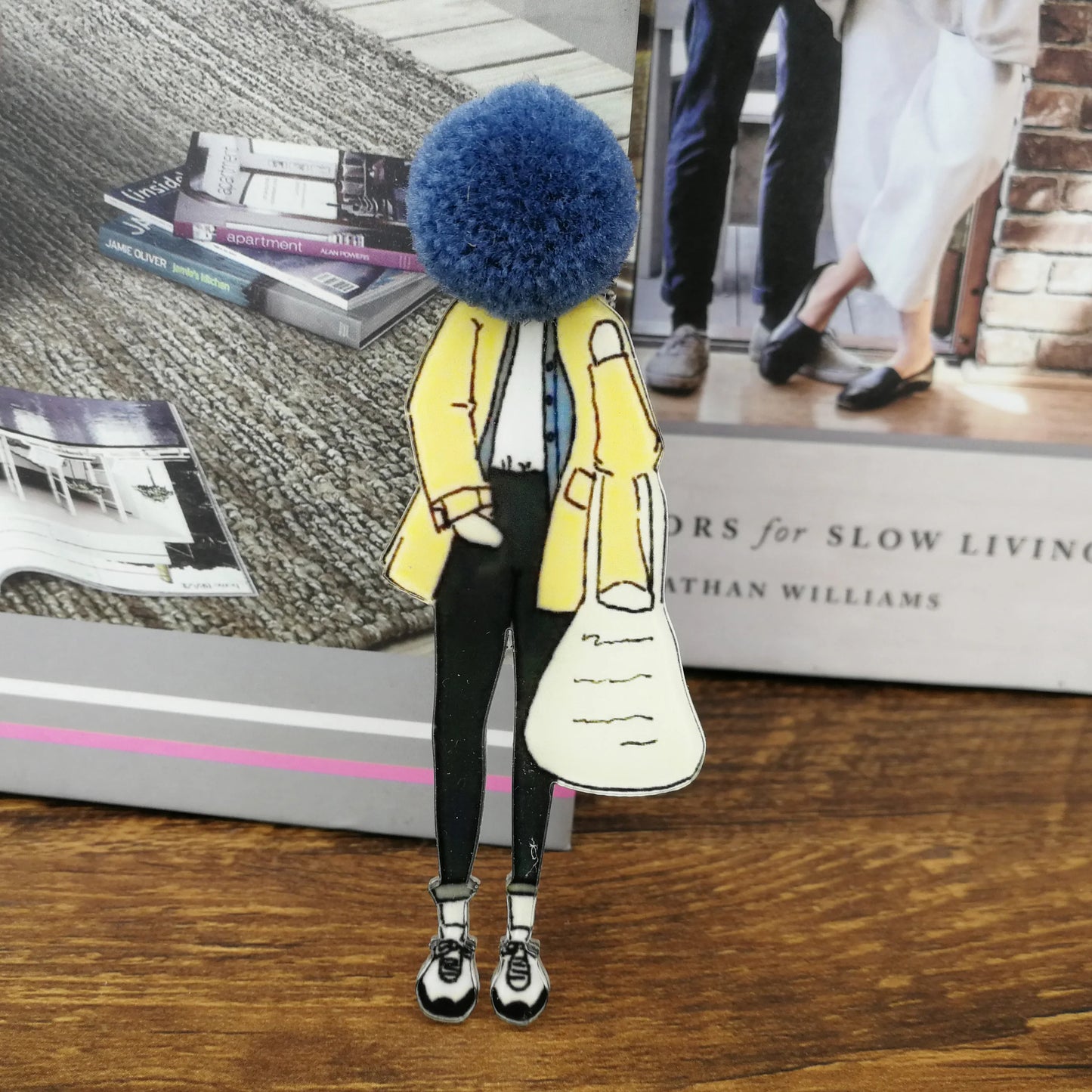 Fashion Brooch Pins for Woman Brooches Girls Face Cartoon Models Acrylic Brooches Kawaii Pompom Clothing Jewelry Accessories