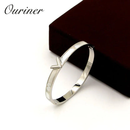Luxury Brand Natural Shell v Shape Bracelet & Bangle for Women Men Charm Hollow Letter Bangle Love Silver-Color Pulseiras K088-1