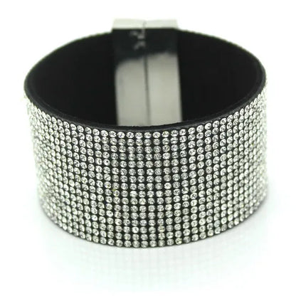 XQNI New Fashion High Quality Handmade Crystal Leather Bracelet for Men Women Trendy Black Rhinestone Classic Charm Bracelet.