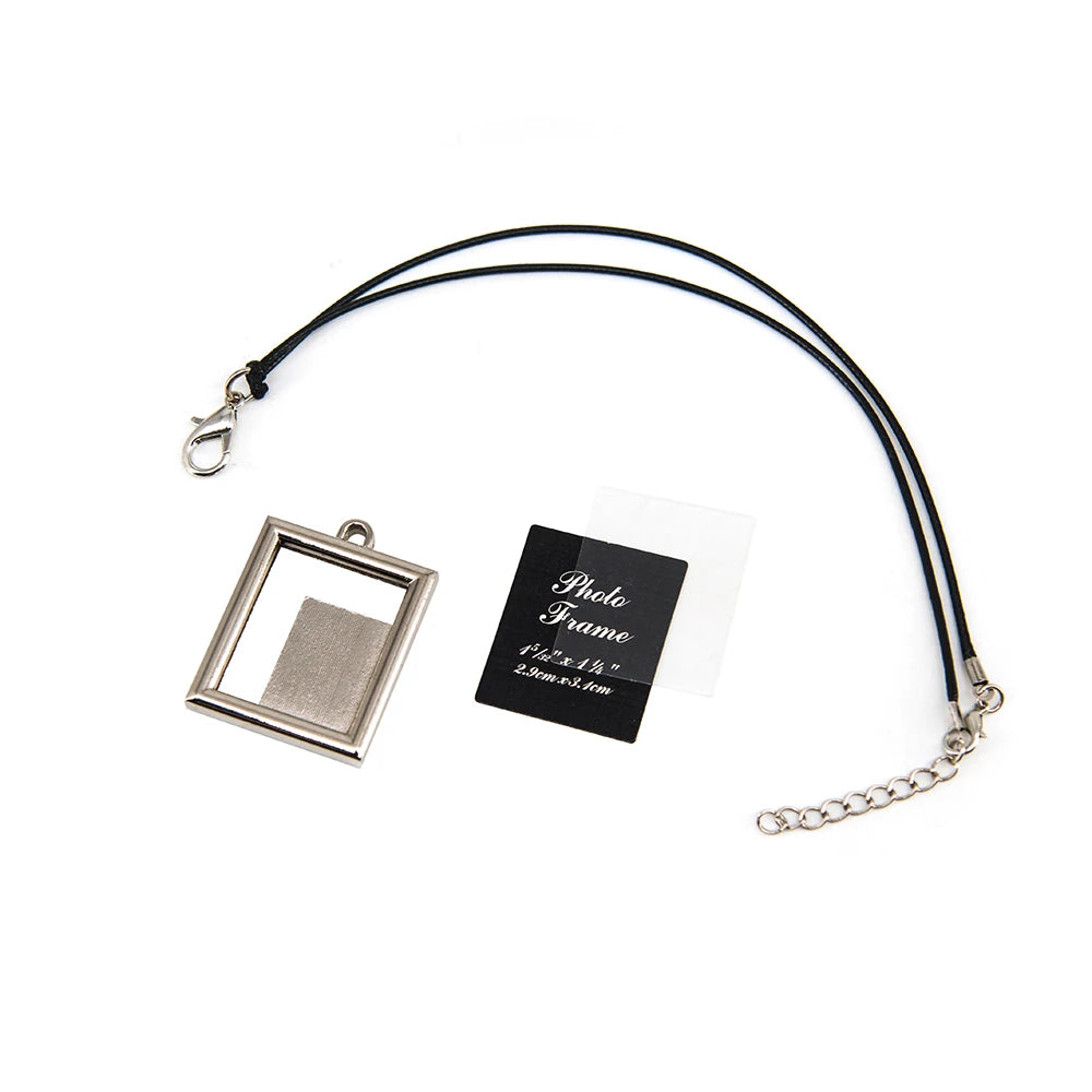 Creative Car Pendant Photo Frame Auto Ornaments Interior Rear View Mirror Decoration Love Family Girl Friends Photos Cars