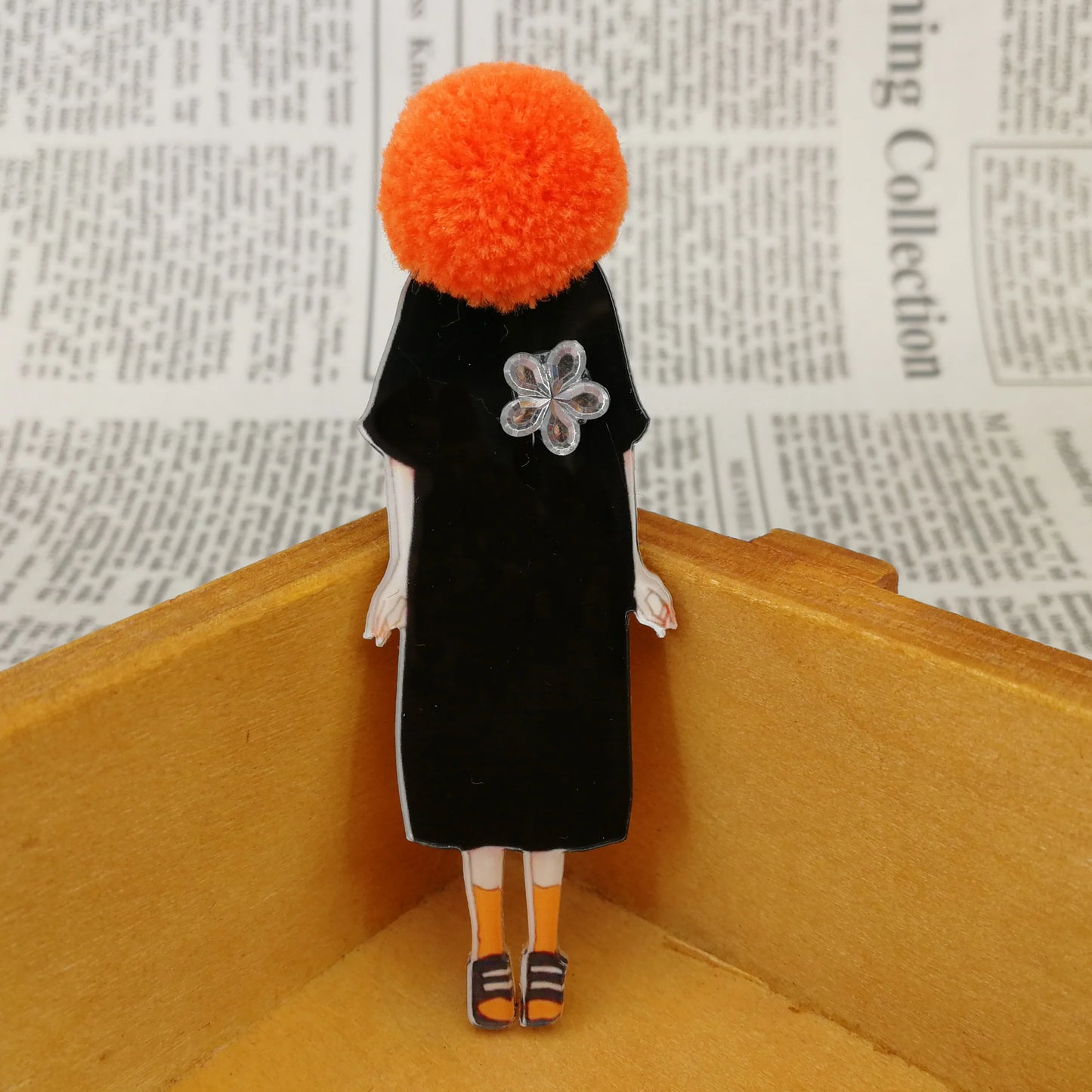 Fashion Brooch Pins for Woman Brooches Cute Girls Cartoon Models Acrylic Brooches Kawaii Pompom Clothing Jewelry Accessories