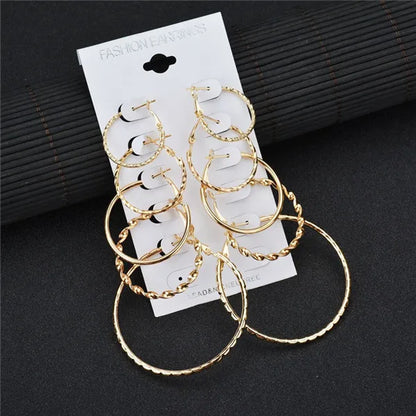 Modyle 2021 New Fashion White Simulated Pearl Stud Earrings for Women Jewelry Accessories