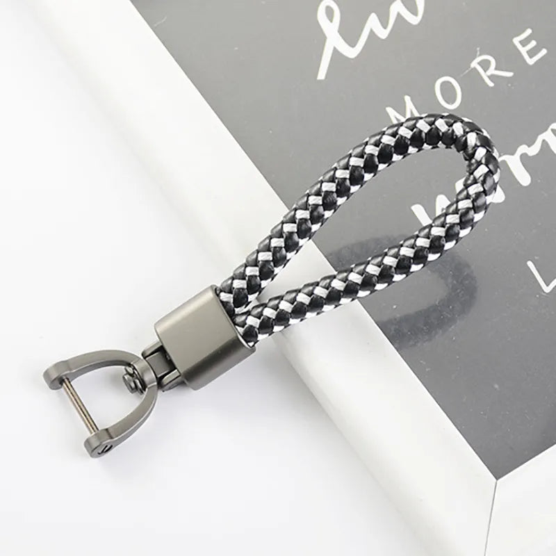 High-Grade Keychain for Men Women Rotatable Key Chain Luxury Hand Woven Leather Horseshoe Buckle Car Key Ring Holder Accessories