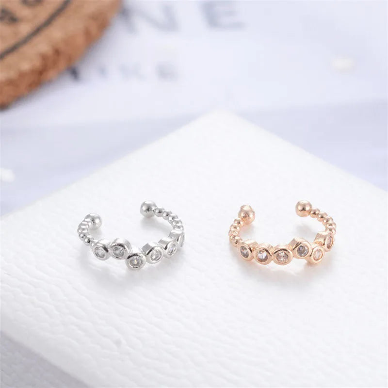 Modyle 1 Pcs Vintage Crown Flower Leaf Ear Cuff Non Pierced Clip Earrings for Women Trendy Punk Small Carved Hollow Crystal