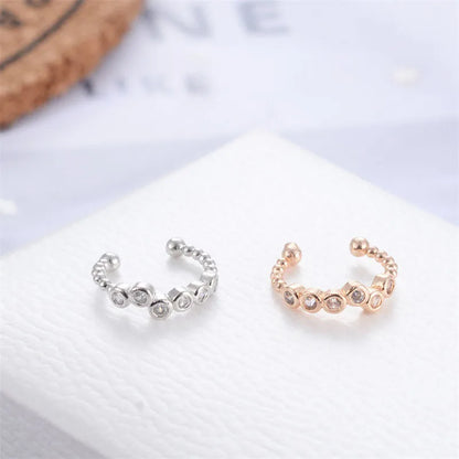 Modyle 1 Pcs Vintage Crown Flower Leaf Ear Cuff Non Pierced Clip Earrings for Women Trendy Punk Small Carved Hollow Crystal