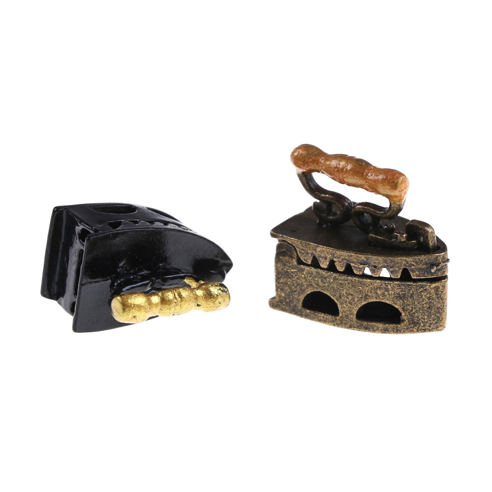 1:12 Cute MINI Dollhouse Miniature Adornment  an Iron Clothes Tool 20* 12*20mm Furniture Toys