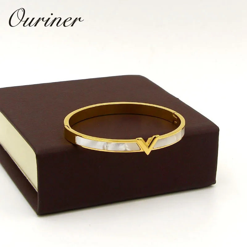 Luxury Brand Natural Shell v Shape Bracelet & Bangle for Women Men Charm Hollow Letter Bangle Love Silver-Color Pulseiras K088-1