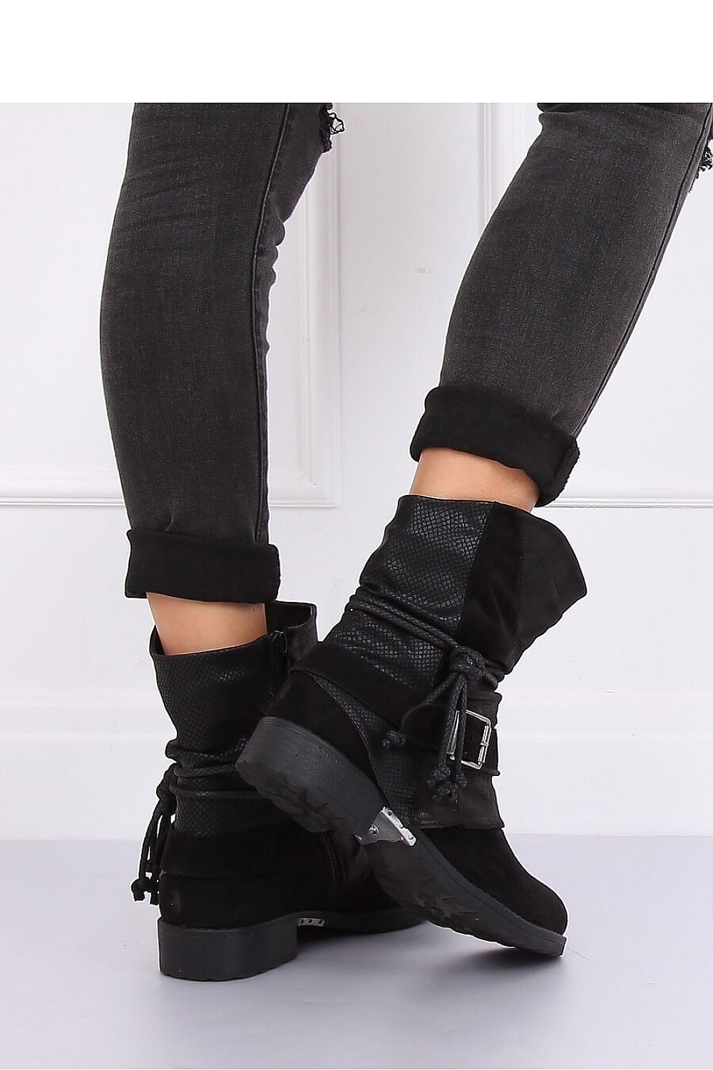 Boots Model 134701 Inello