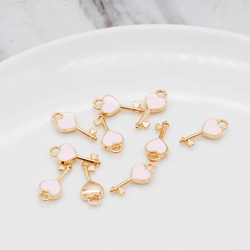 30pcs/Lot New Heart Shape Key Enamel Pendant Carousel Charms for DIY Bracelet Necklace