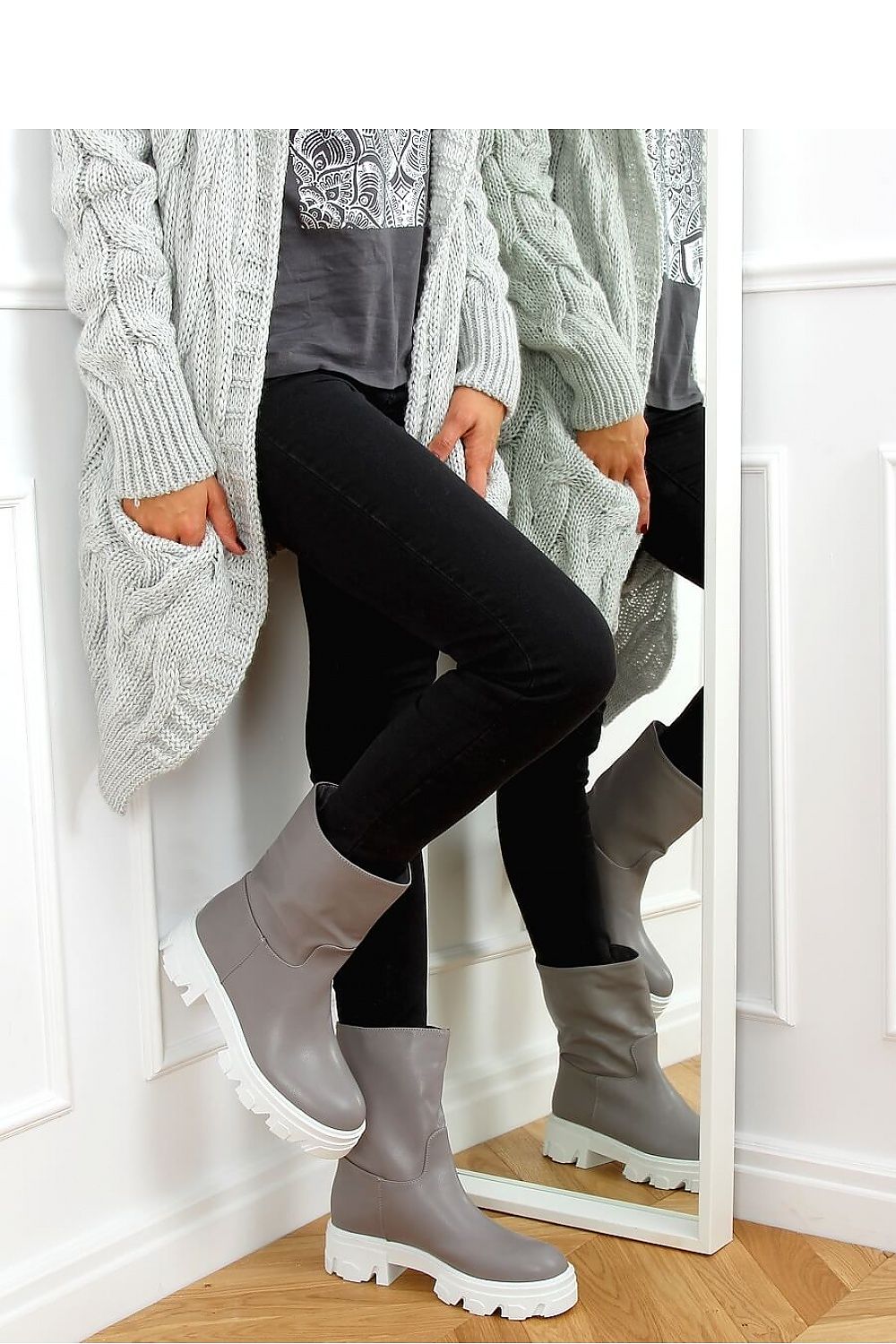 Boots Model 158169 Inello